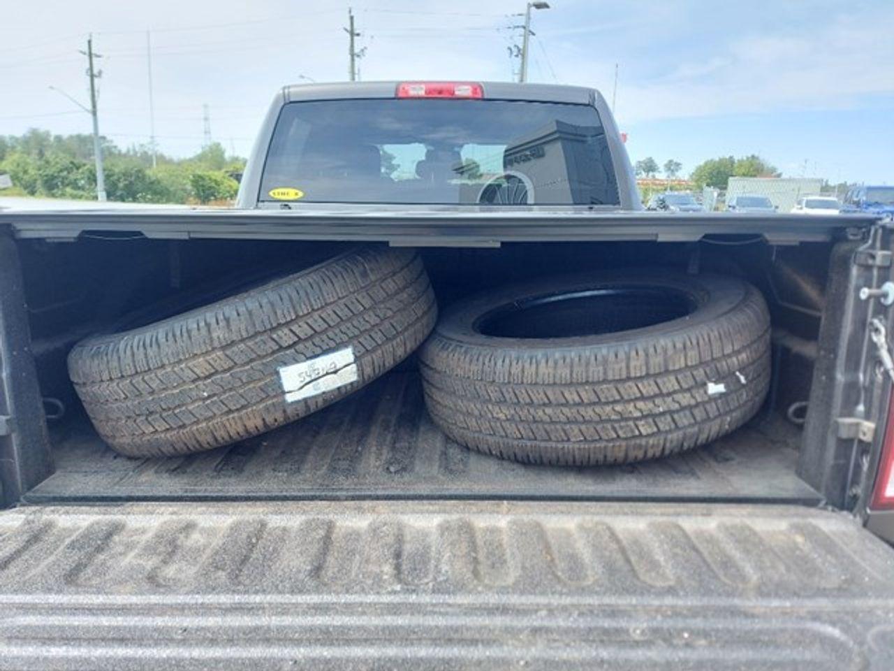 2020 Ram 1500 Classic Express Night Edition-4
