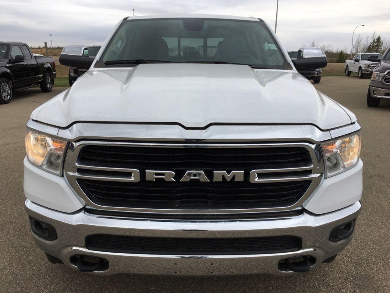 2020 Ram 1500 Big Horn-1