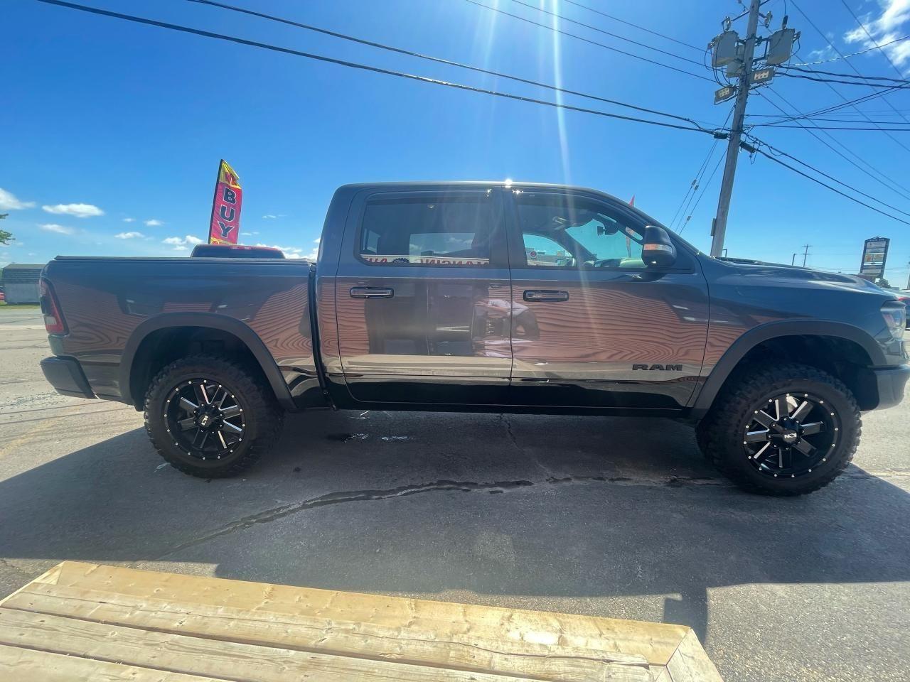 2020 Ram 1500 -3