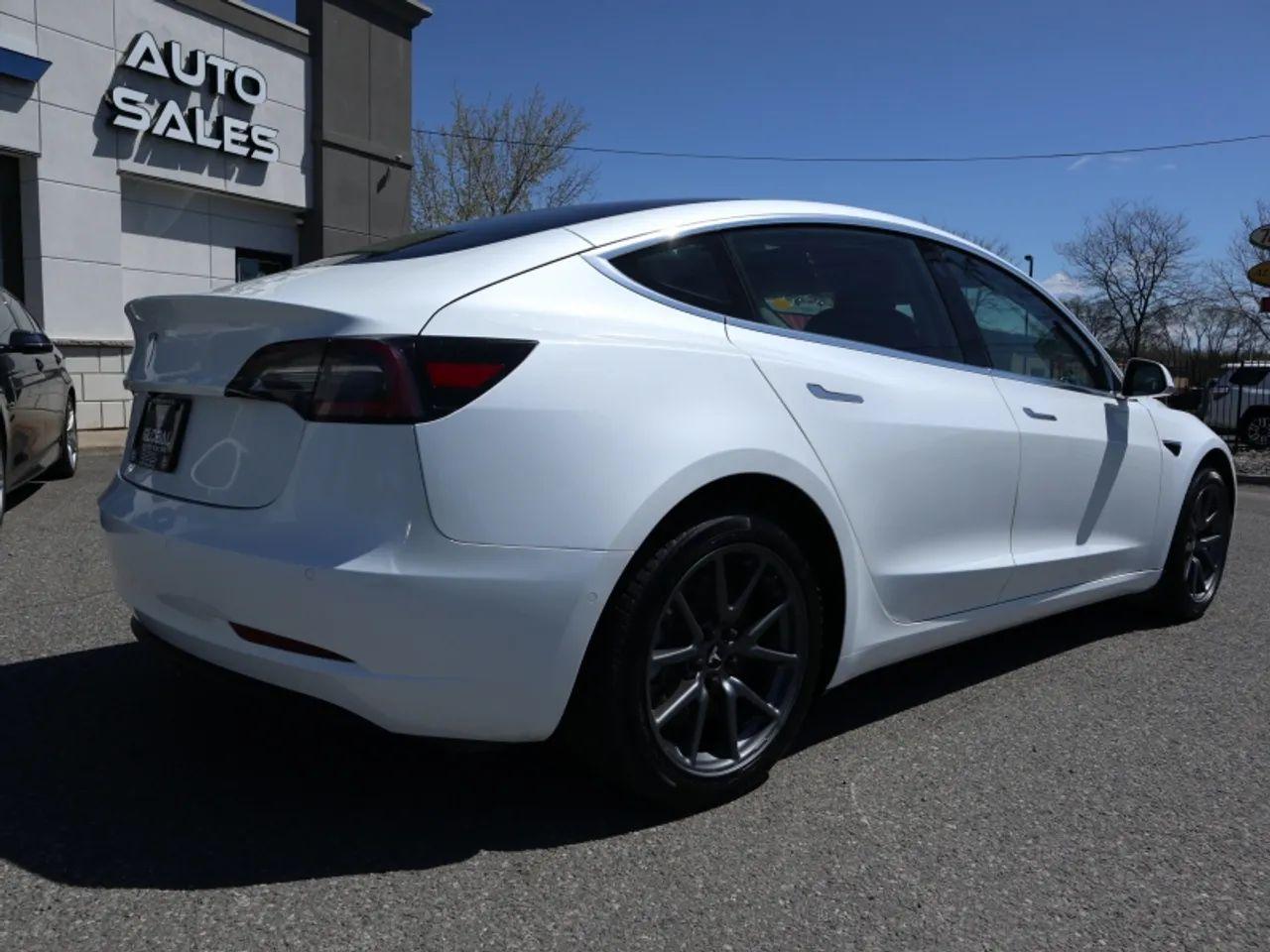 2020 Tesla Model 3 Base-4
