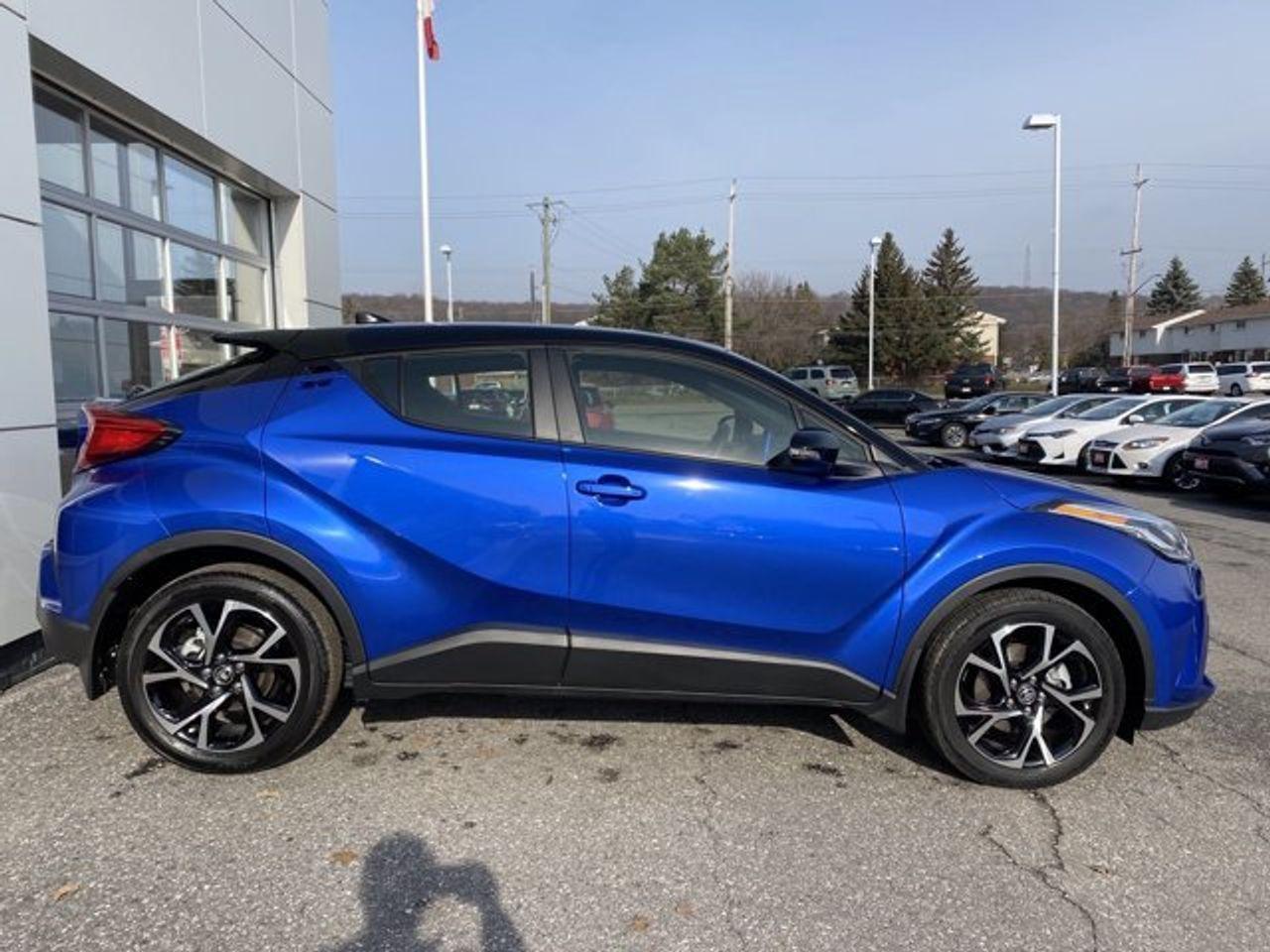2020 Toyota CH-R XLE Premium-4
