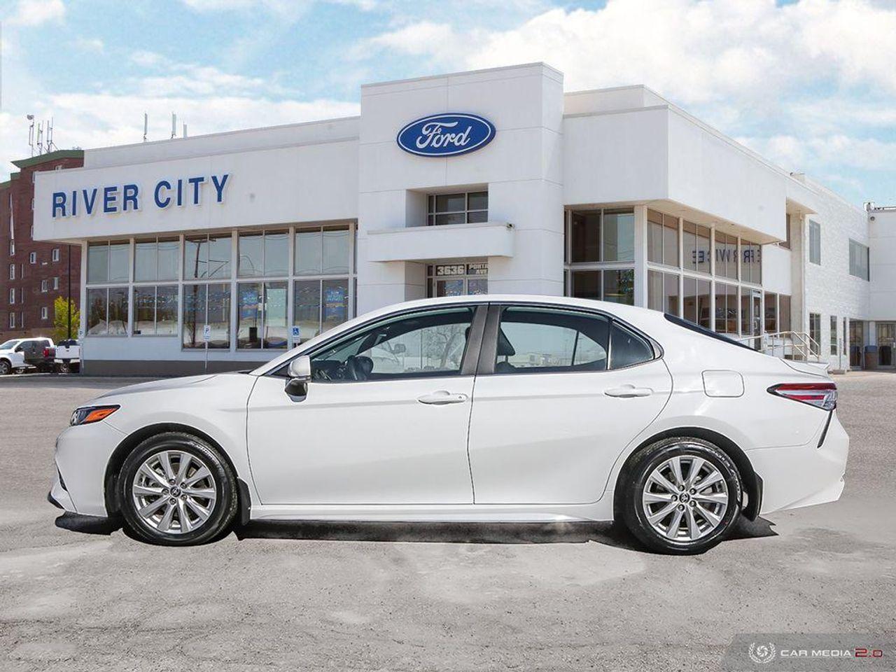 2020 Toyota Camry SE-2