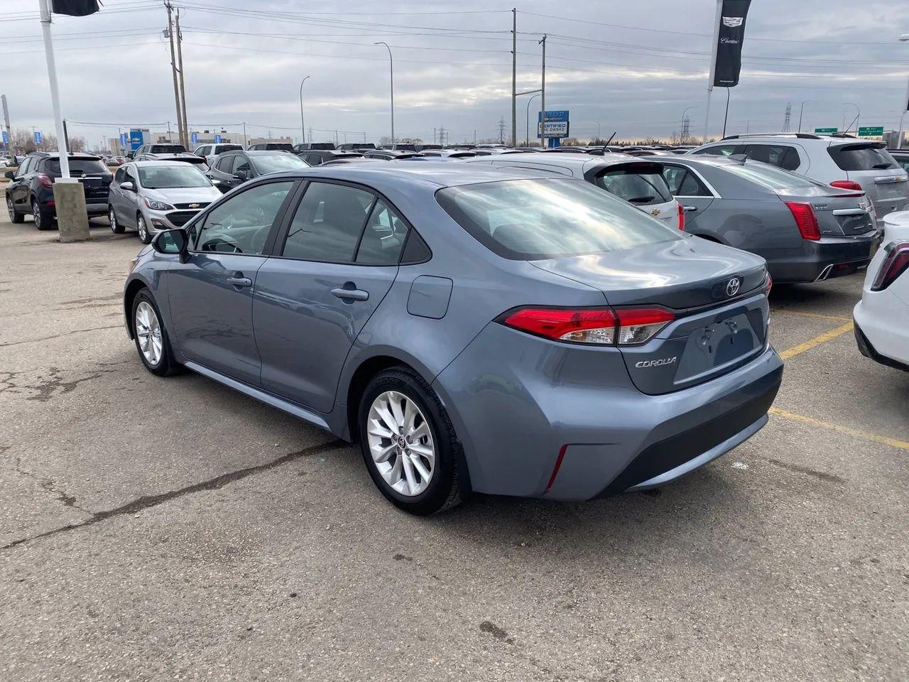 2020 Toyota Corolla LE-4
