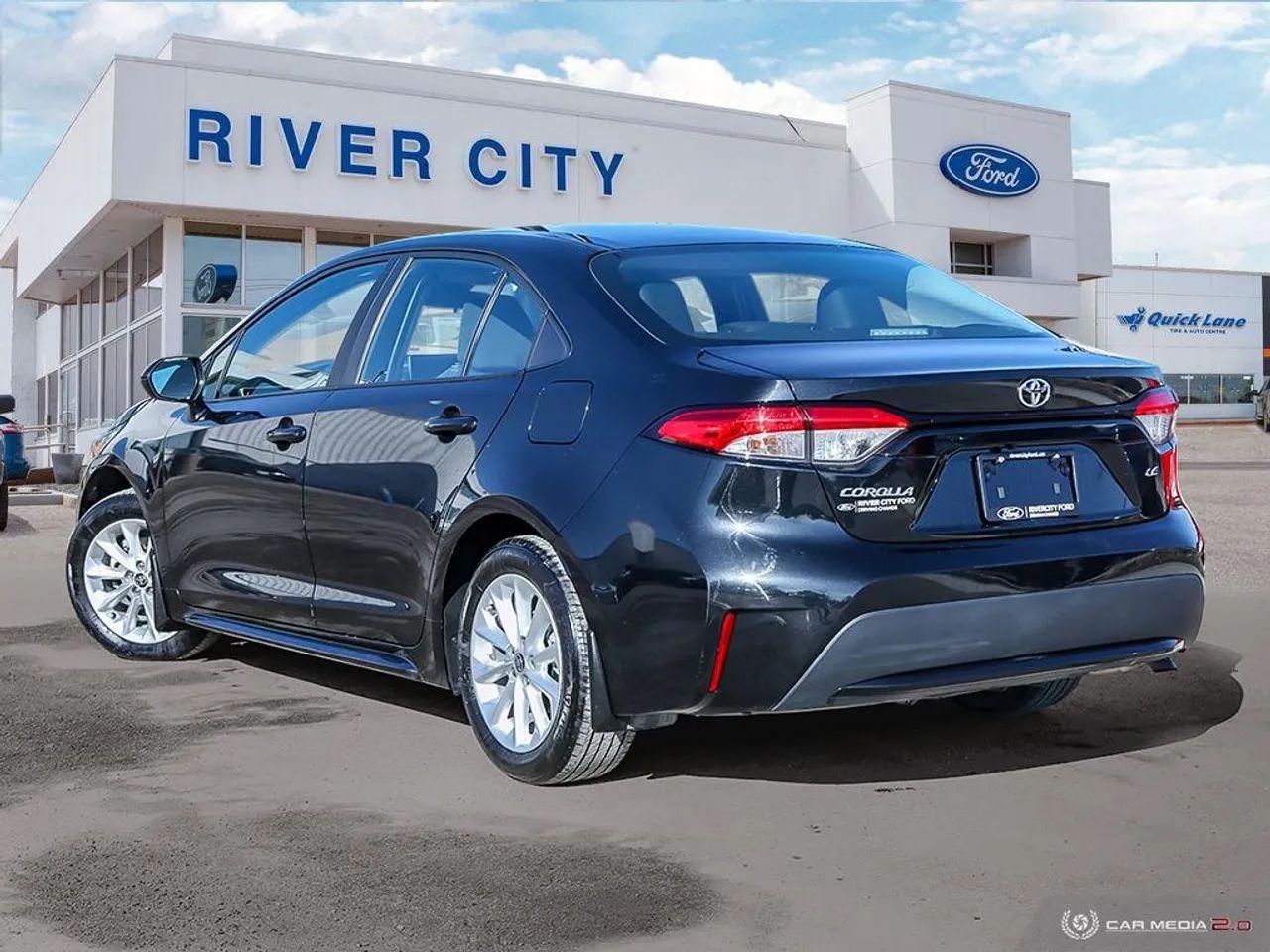 2020 Toyota Corolla LE-4