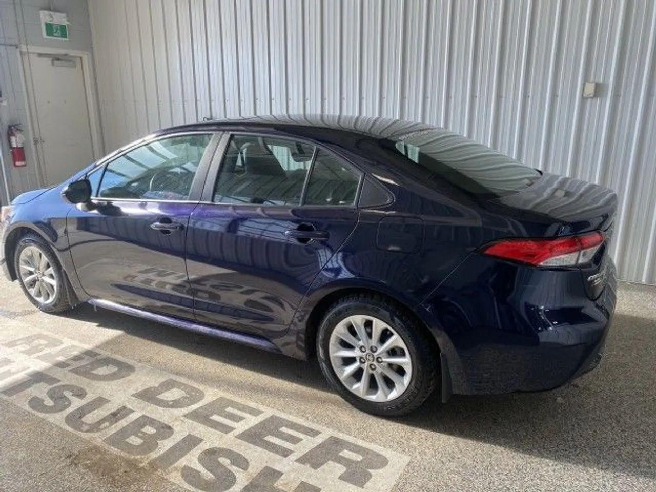 2020 Toyota Corolla LE-2