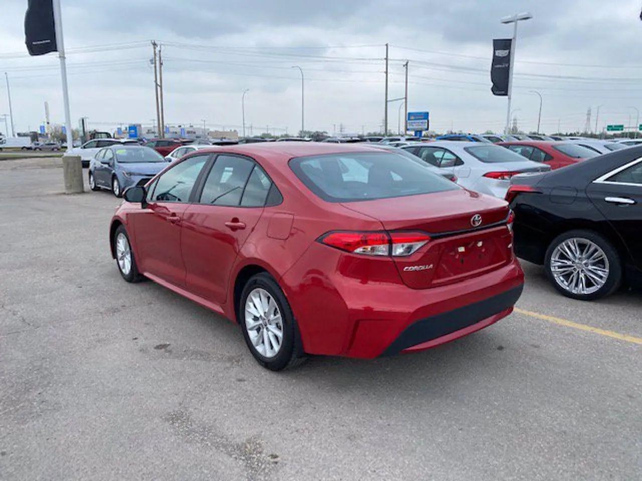 2020 Toyota Corolla LE-4