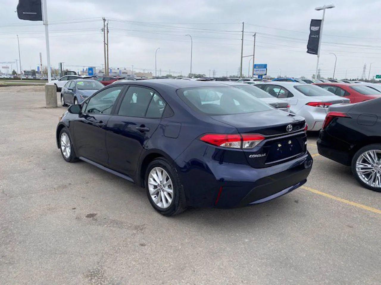 2020 Toyota Corolla LE-4