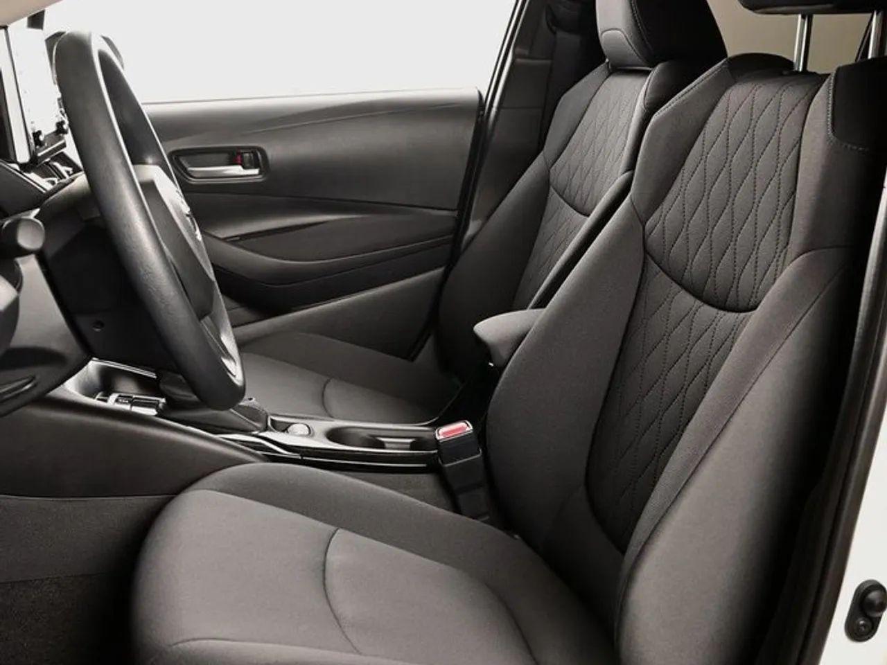 2020 Toyota Corolla LE-3