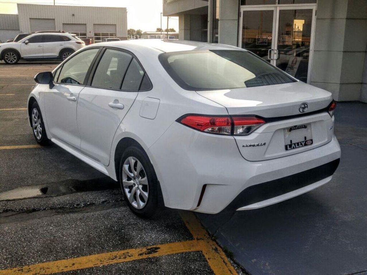 2020 Toyota Corolla LE-4