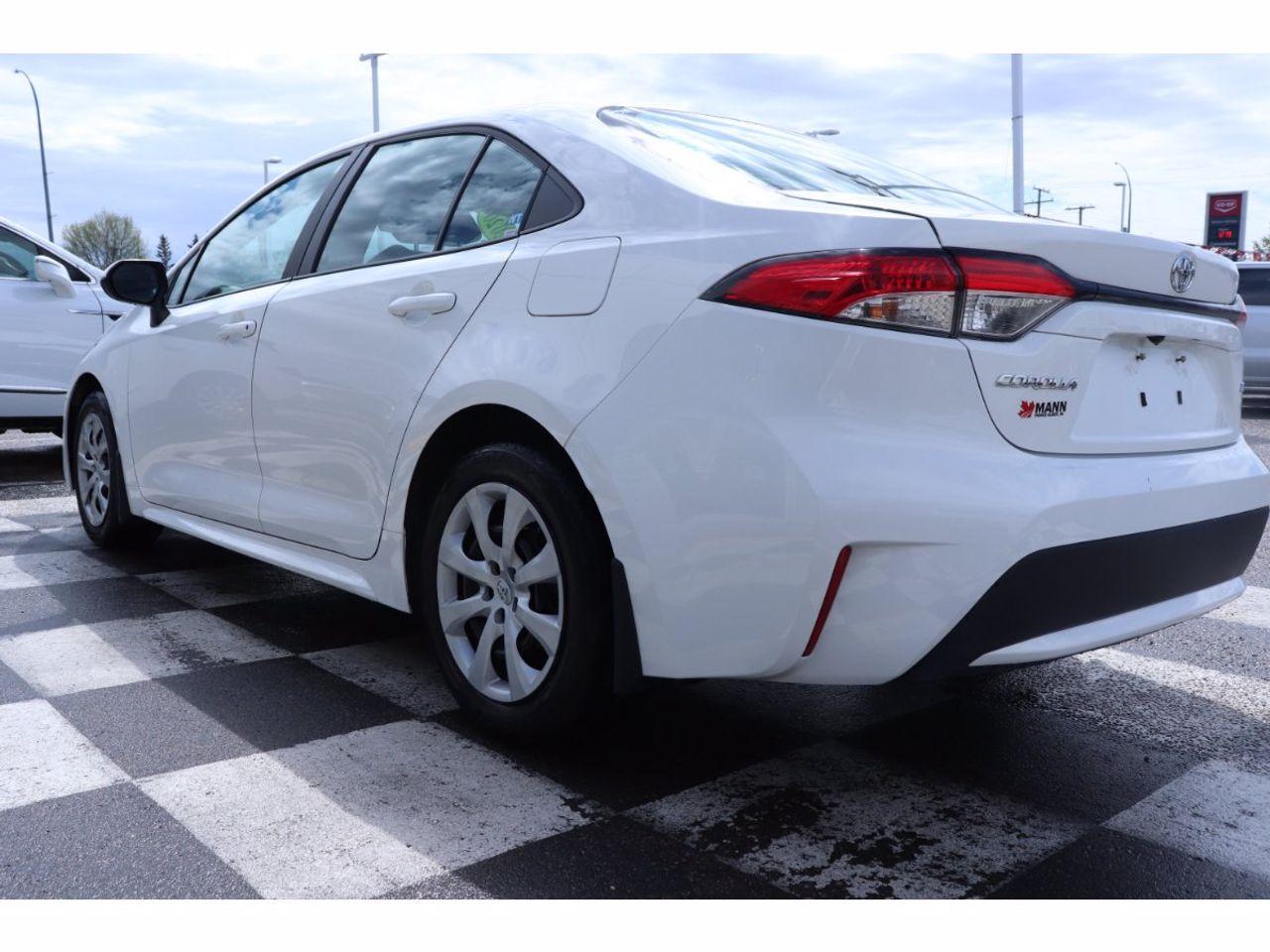 2020 Toyota Corolla LE-4