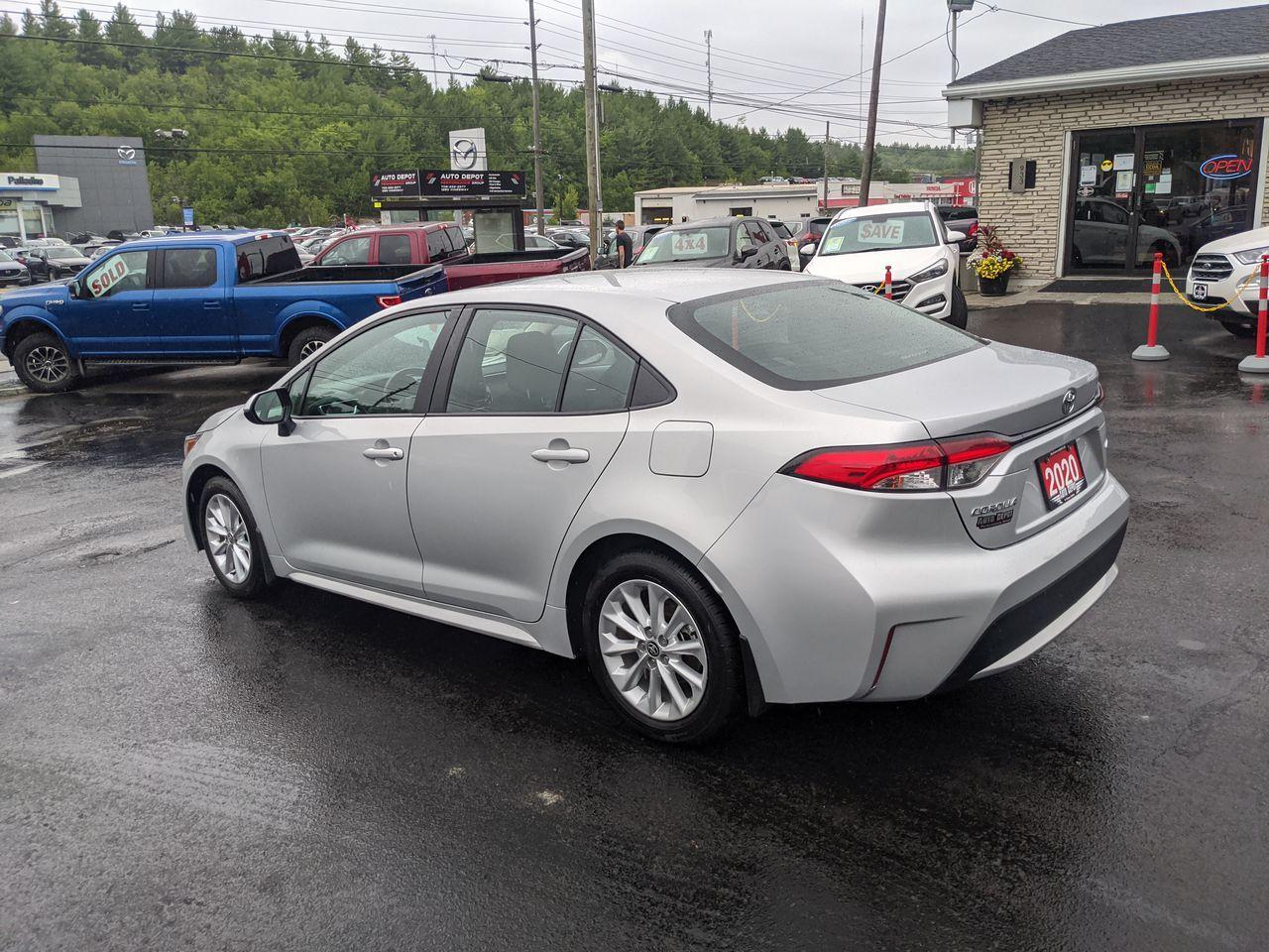 2020 Toyota Corolla LE-2