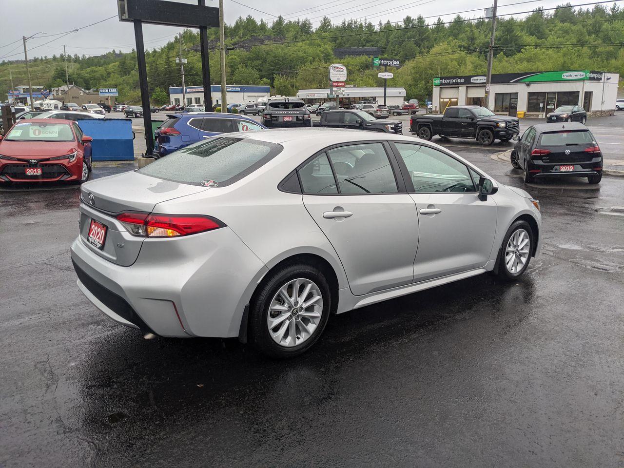 2020 Toyota Corolla LE-4
