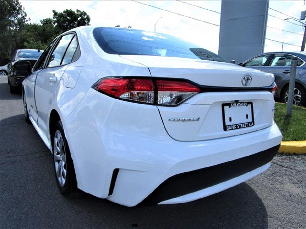 2020 Toyota Corolla LE-4