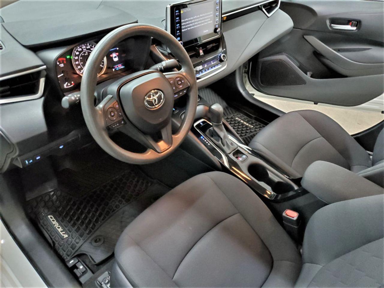 2020 Toyota Corolla LE-4