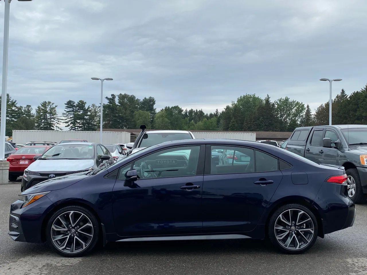 2020 Toyota Corolla SE-3