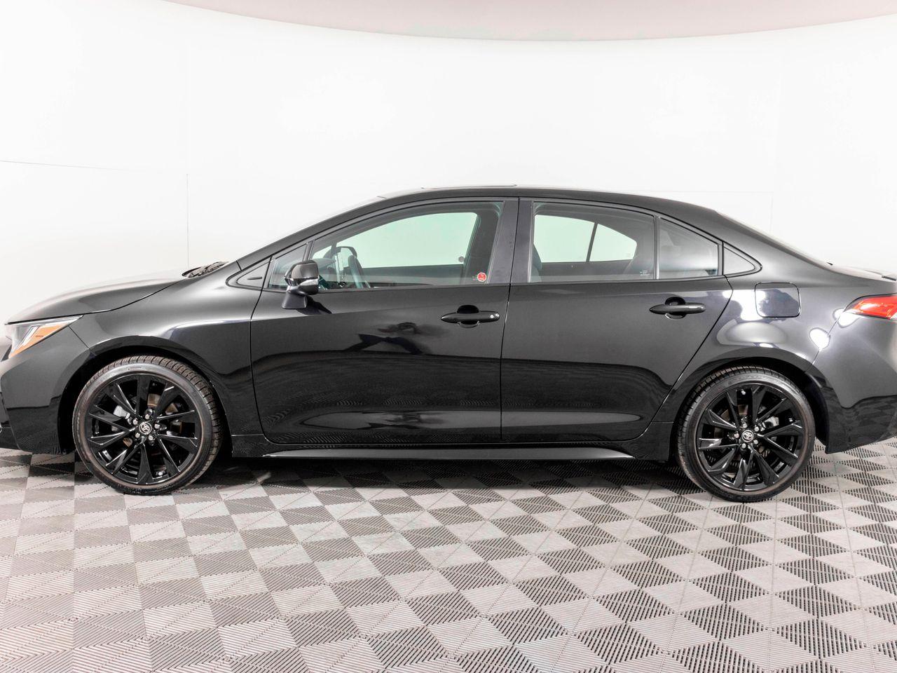 2020 Toyota Corolla SE-3