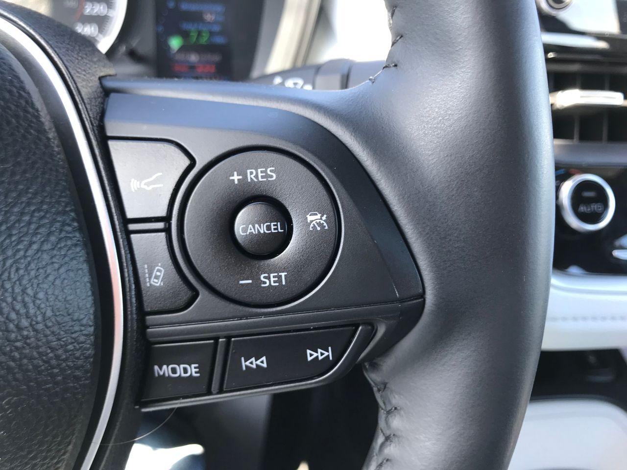 2020 Toyota Corolla SE-4