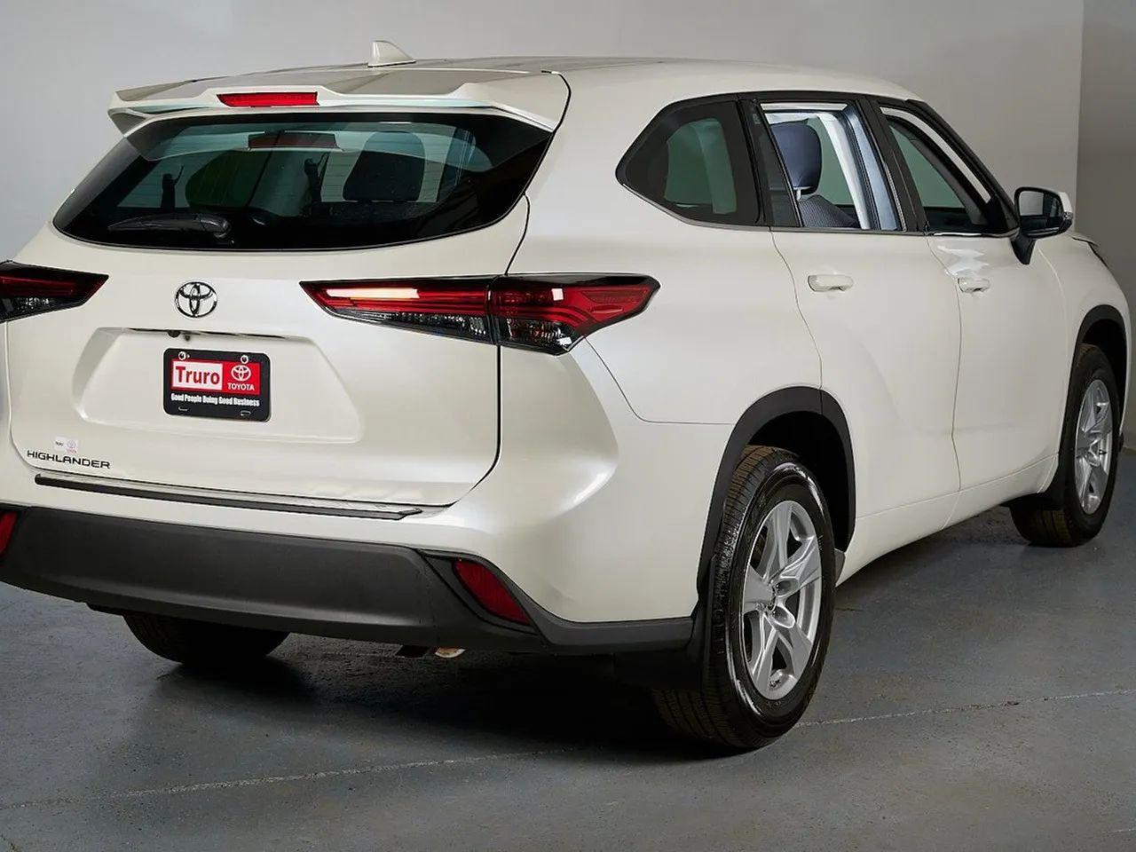 2020 Toyota Highlander L-1