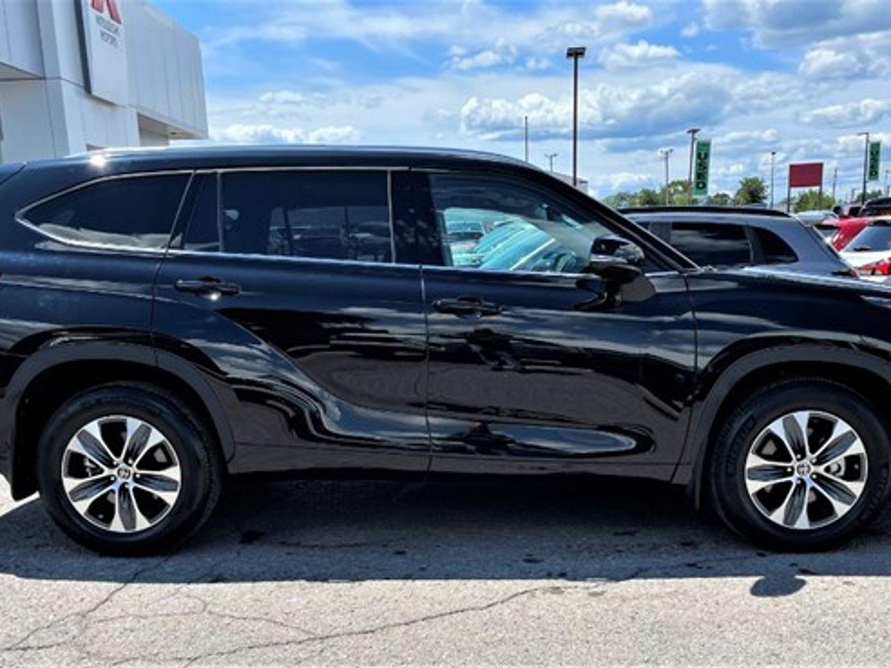 2020 Toyota Highlander XLE-2