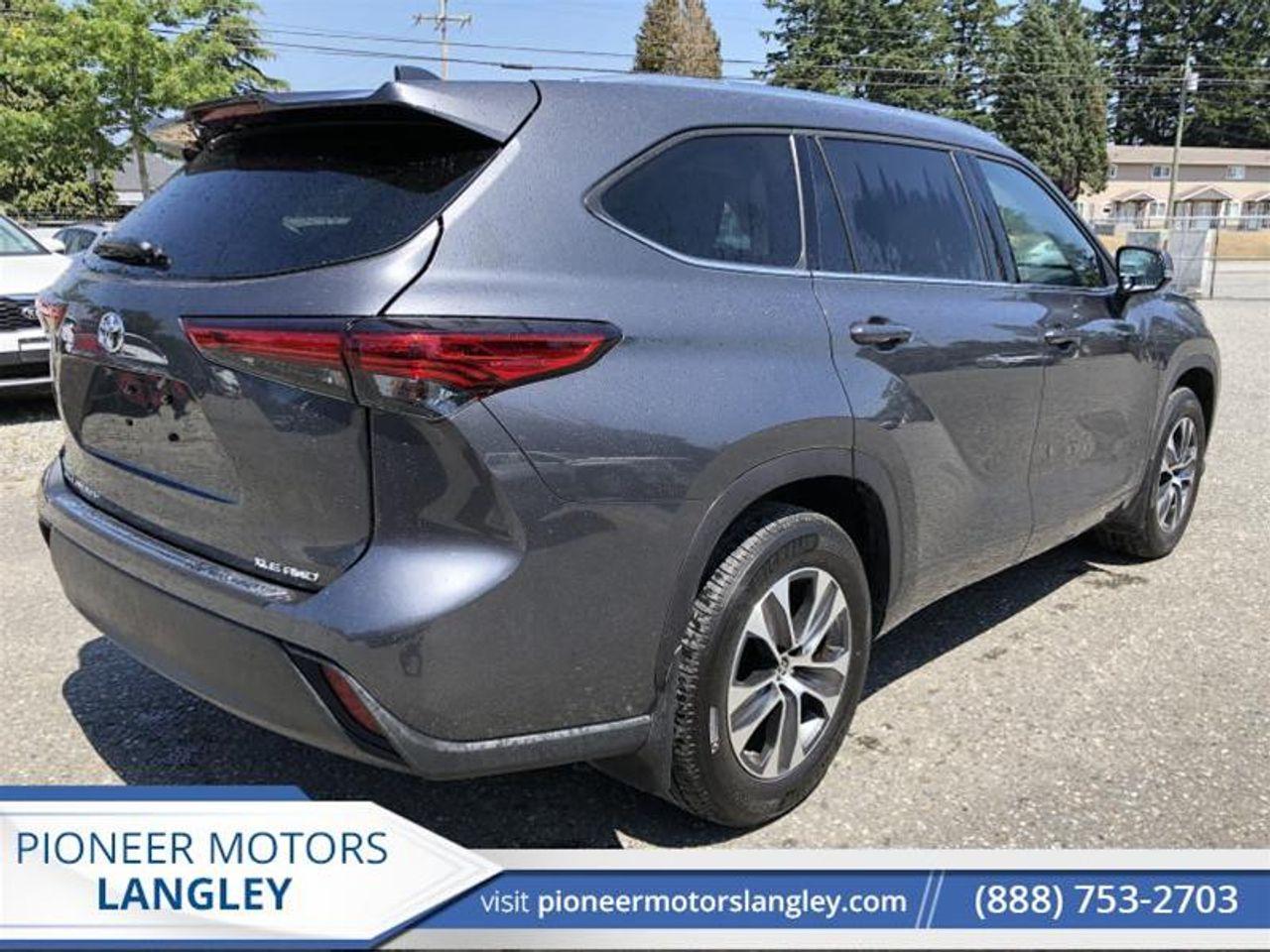 2020 Toyota Highlander XLE-2