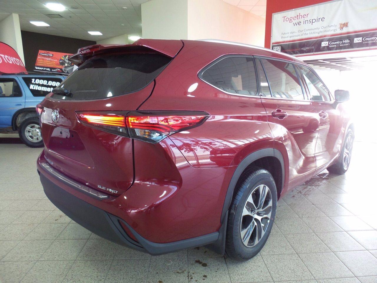 2020 Toyota Highlander XLE-1