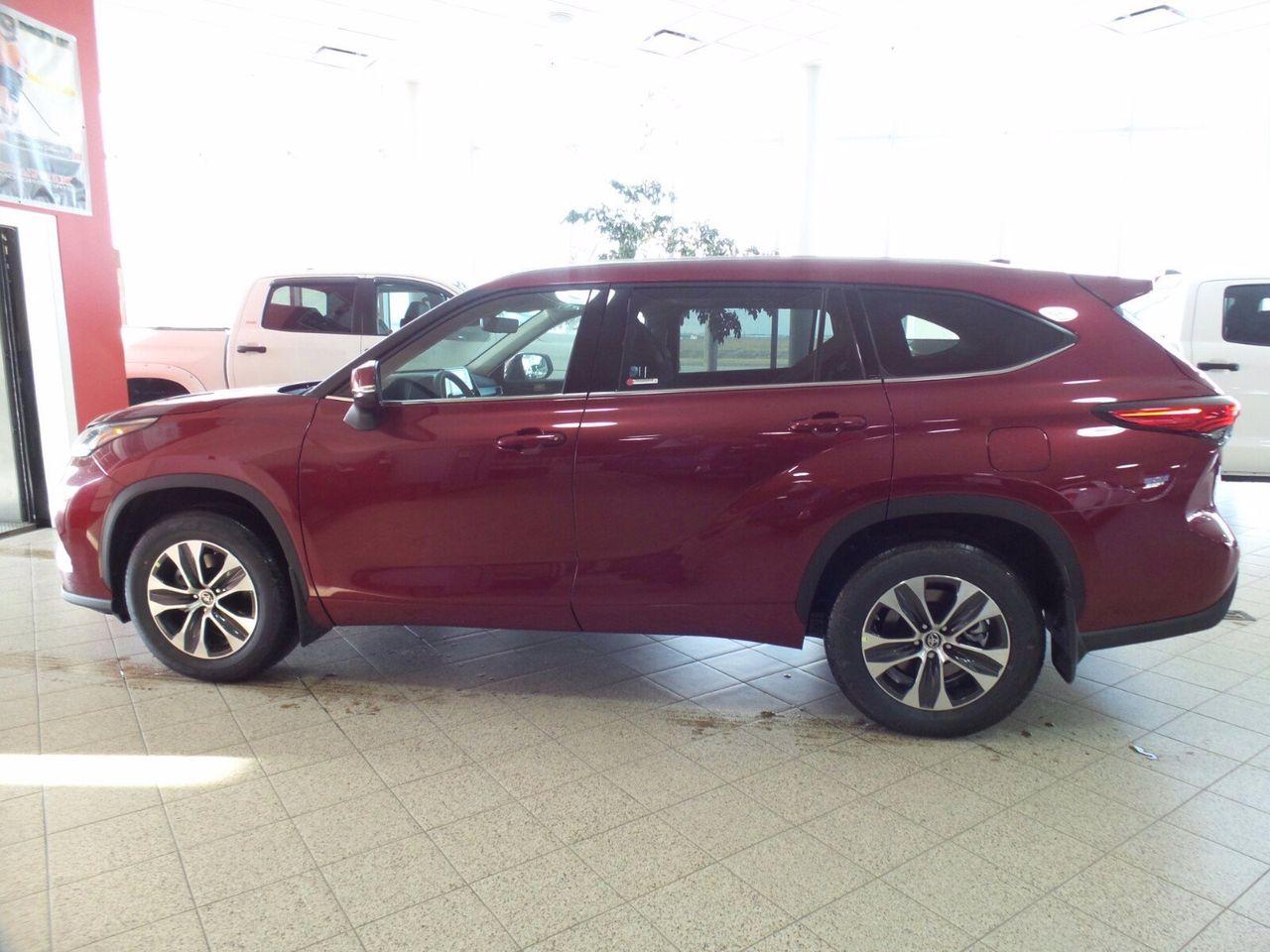 2020 Toyota Highlander XLE-4