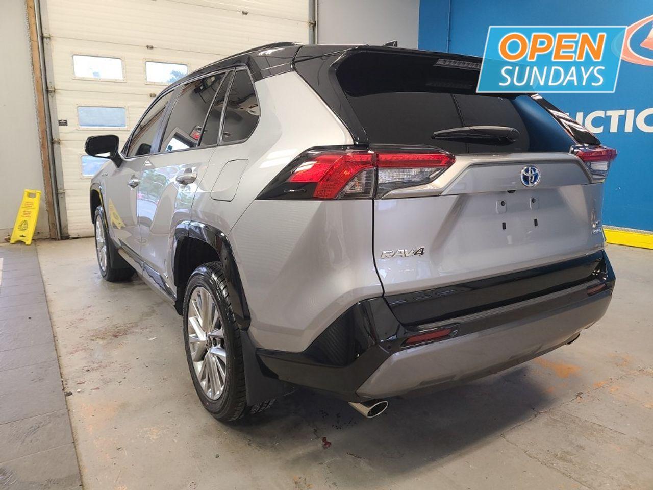 2020 Toyota RAV4 Hybrid XLE-2