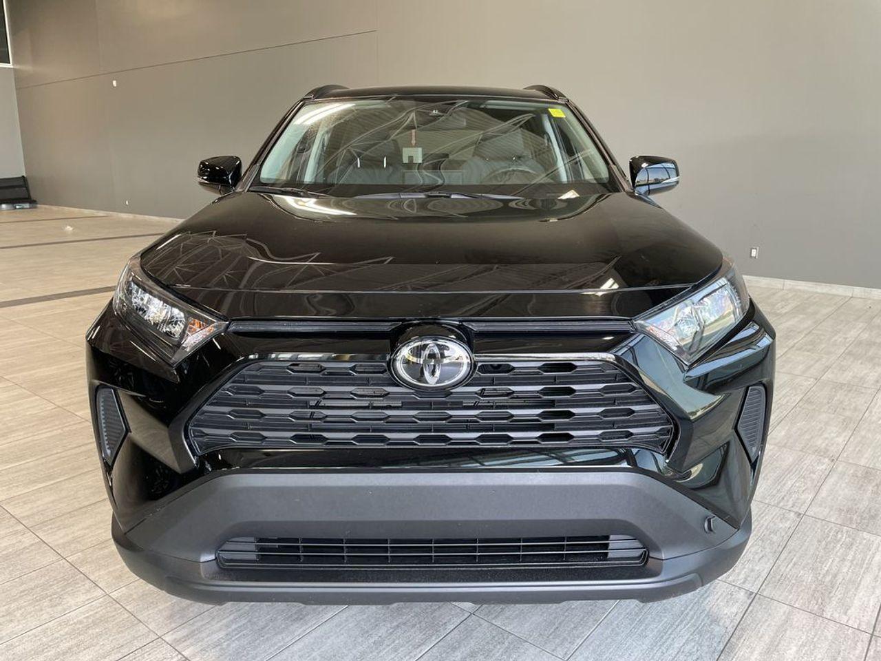 2020 Toyota RAV4 LE-2