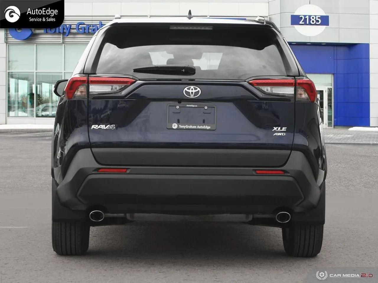 2020 Toyota RAV4 XLE-4