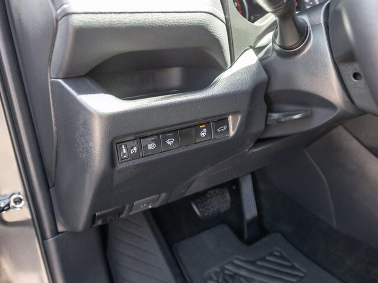 2020 Toyota RAV4 XLE-4