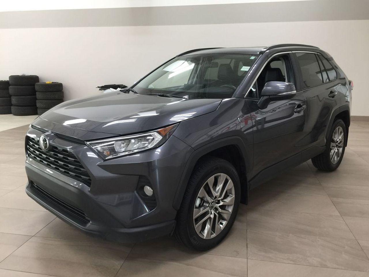 2020 Toyota RAV4 XLE-2