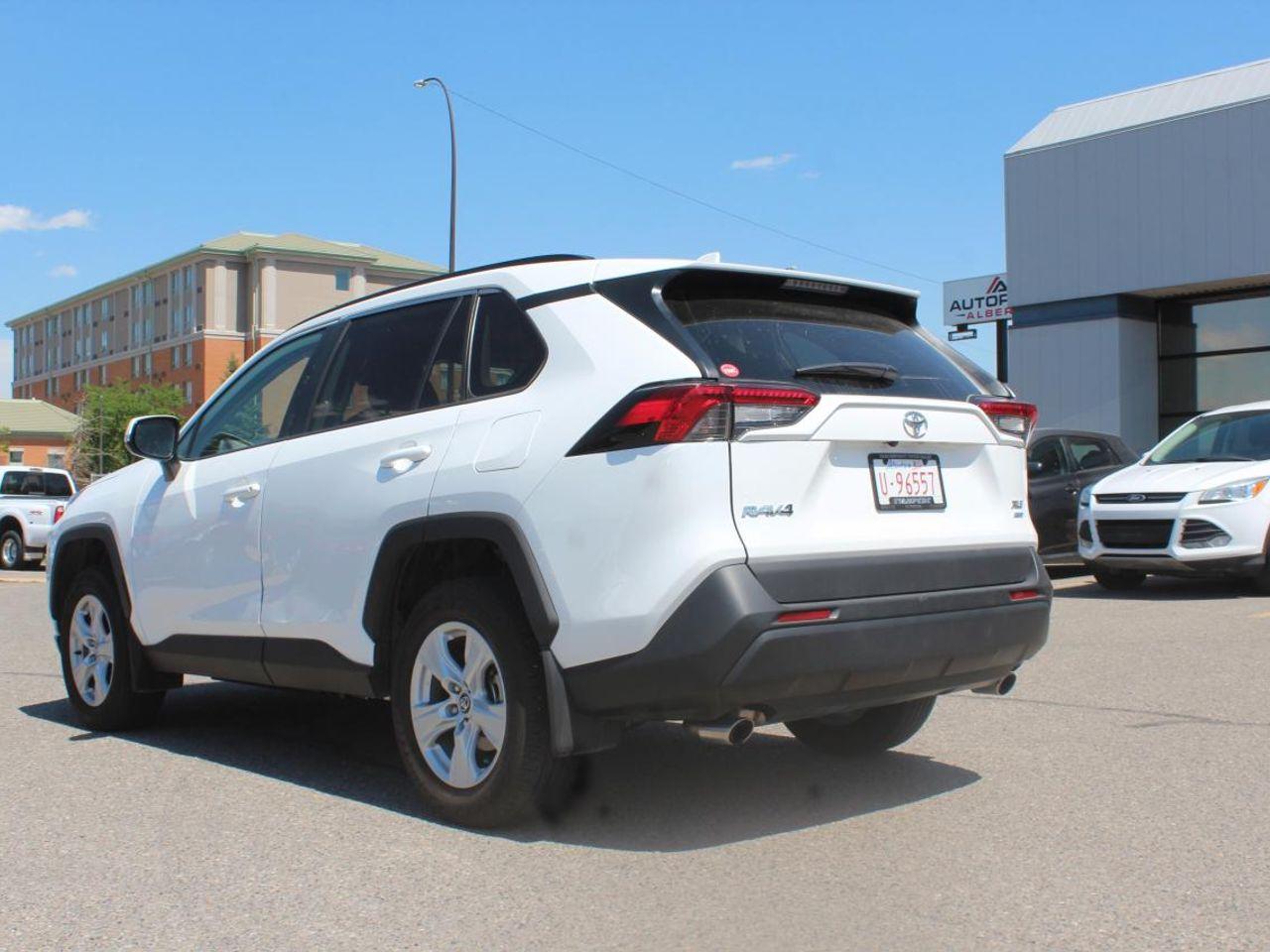 2020 Toyota RAV4 XLE-2