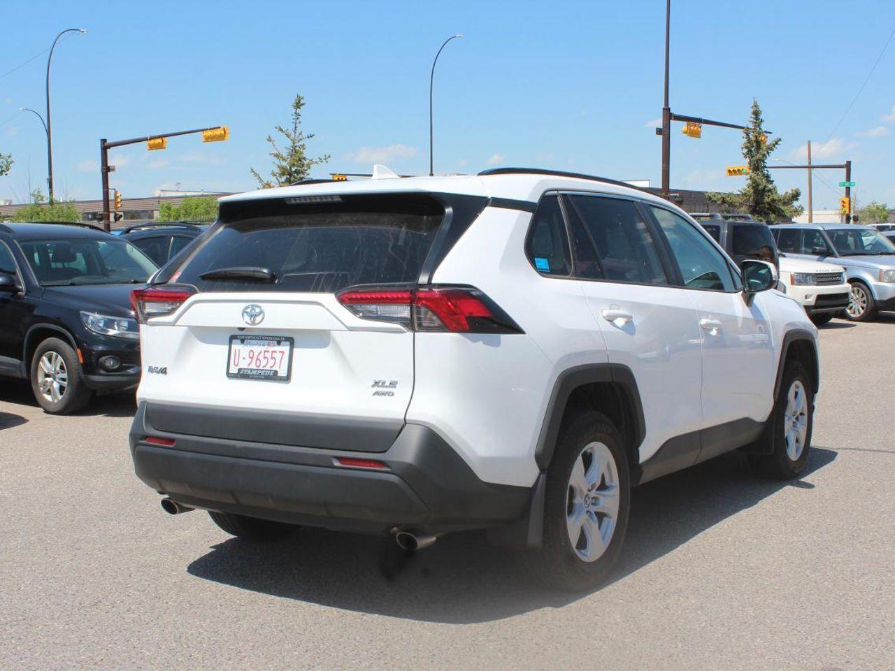 2020 Toyota RAV4 XLE-4