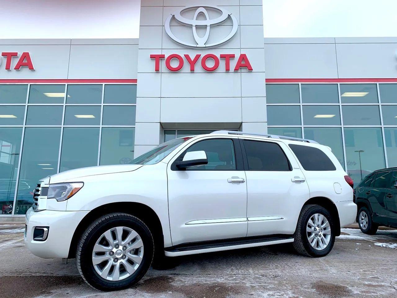 2020 Toyota Sequoia Platinum-0