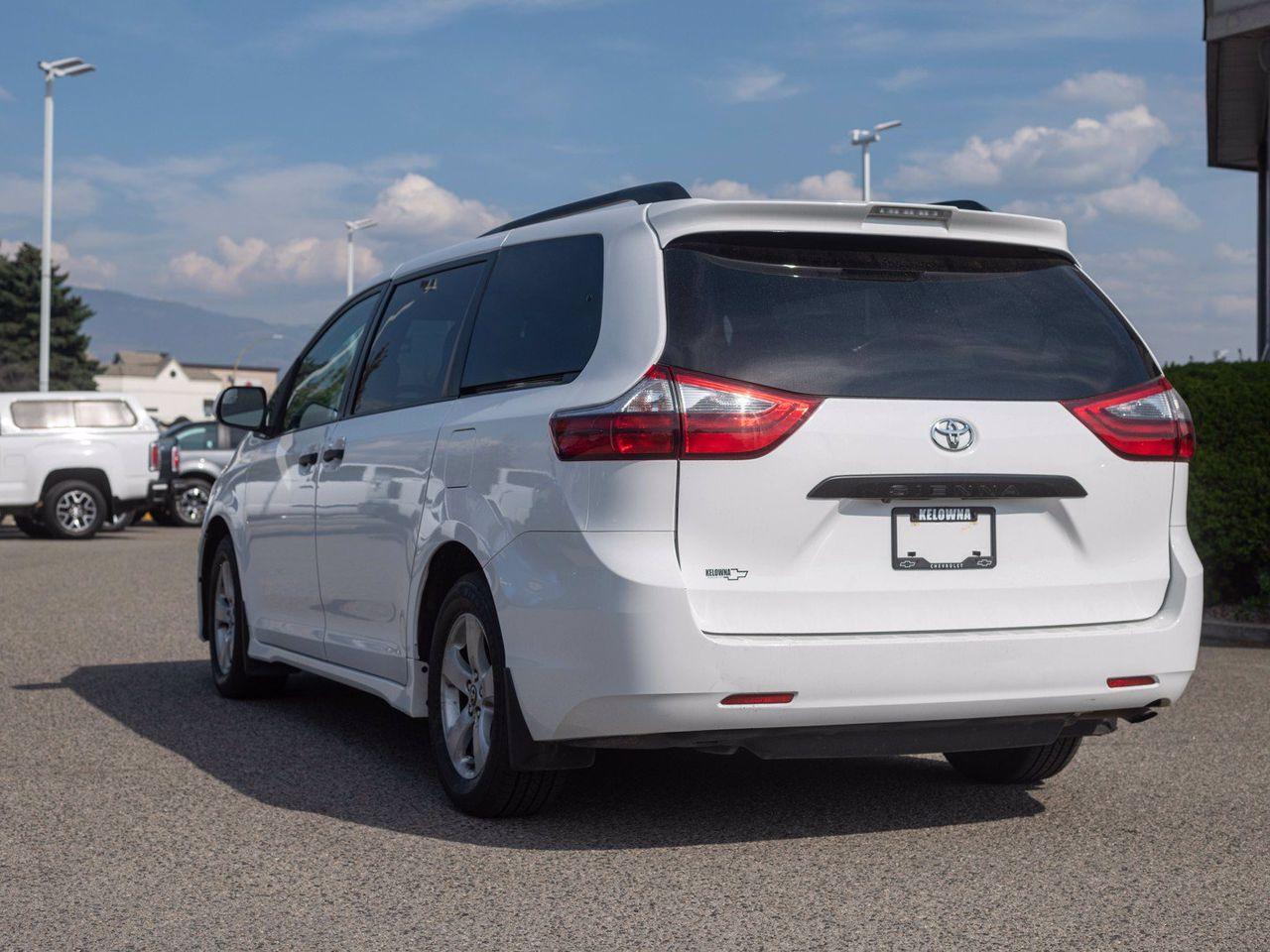 2020 Toyota Sienna CE-4