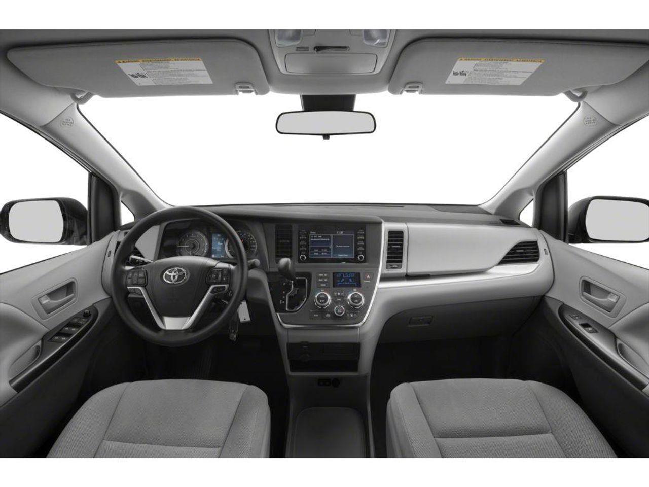 2020 Toyota Sienna LE-4