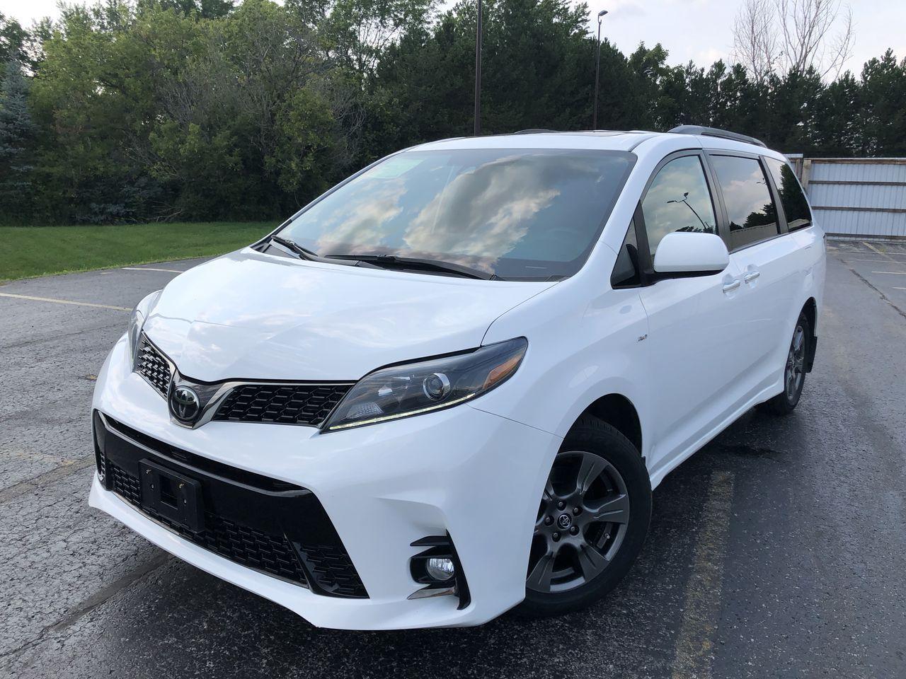 2020 Toyota Sienna SE-0