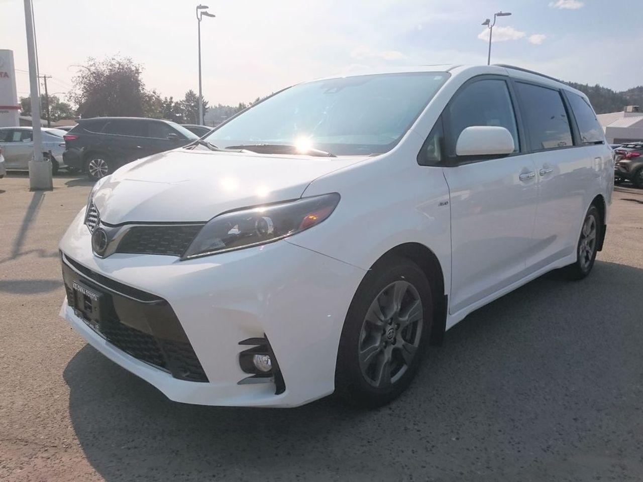2020 Toyota Sienna SE-1