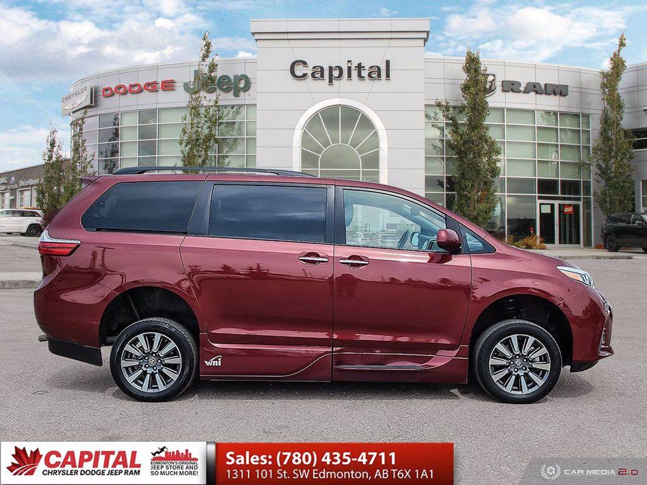 2020 Toyota Sienna XLE-2