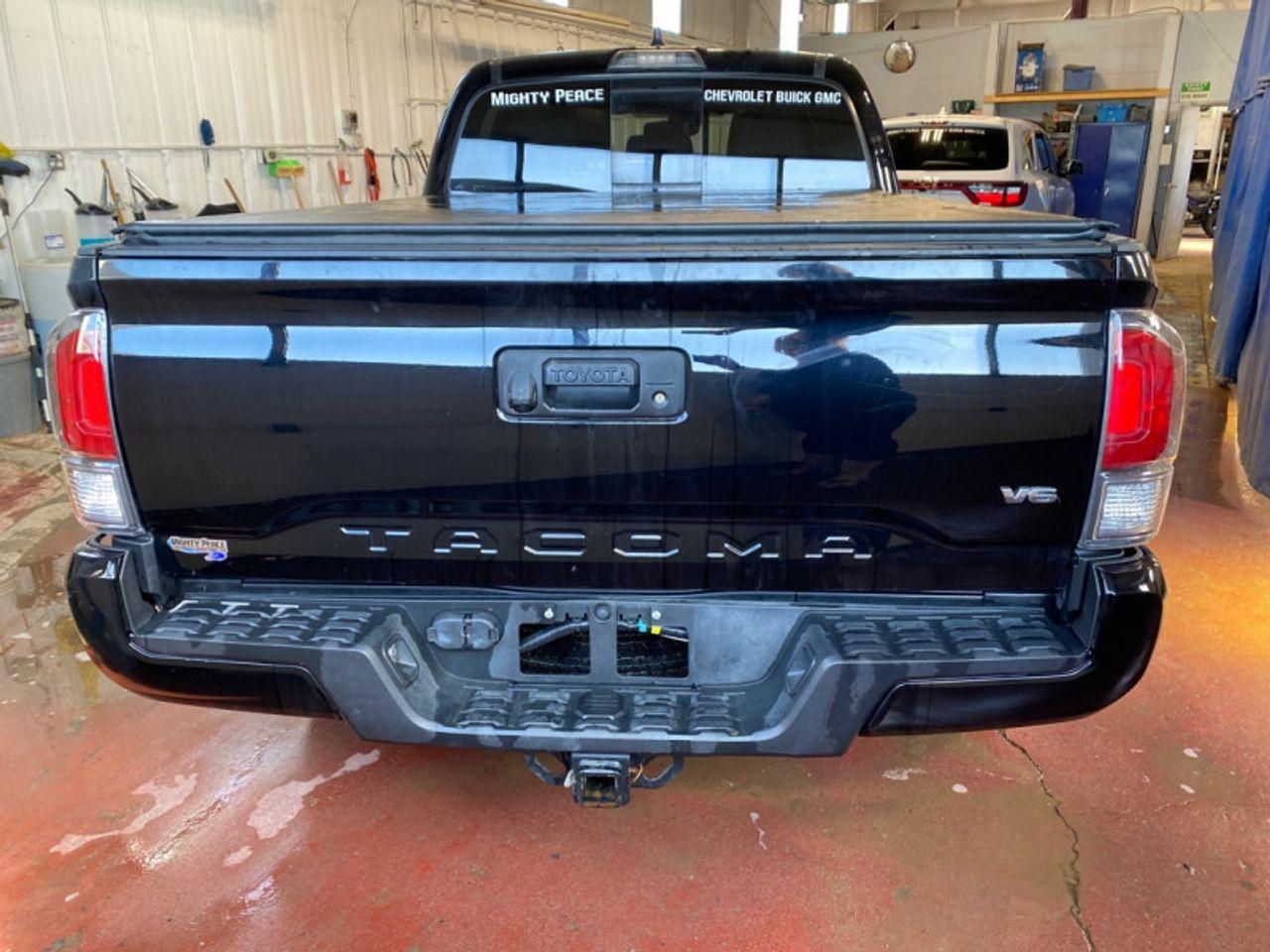 2020 Toyota Tacoma SR5 Super-4