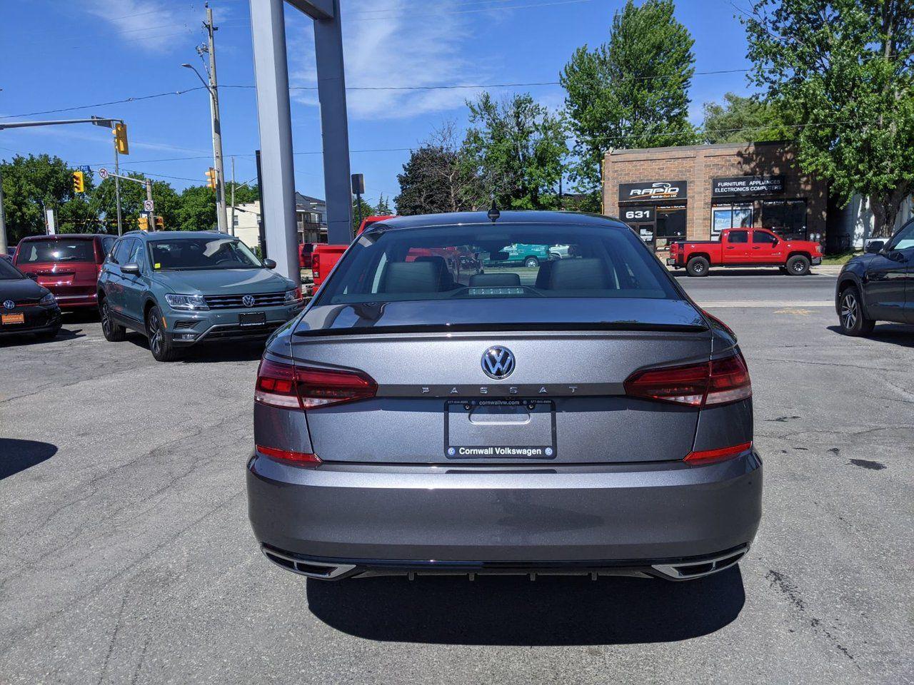 2020 Volkswagen Passat Execline-4