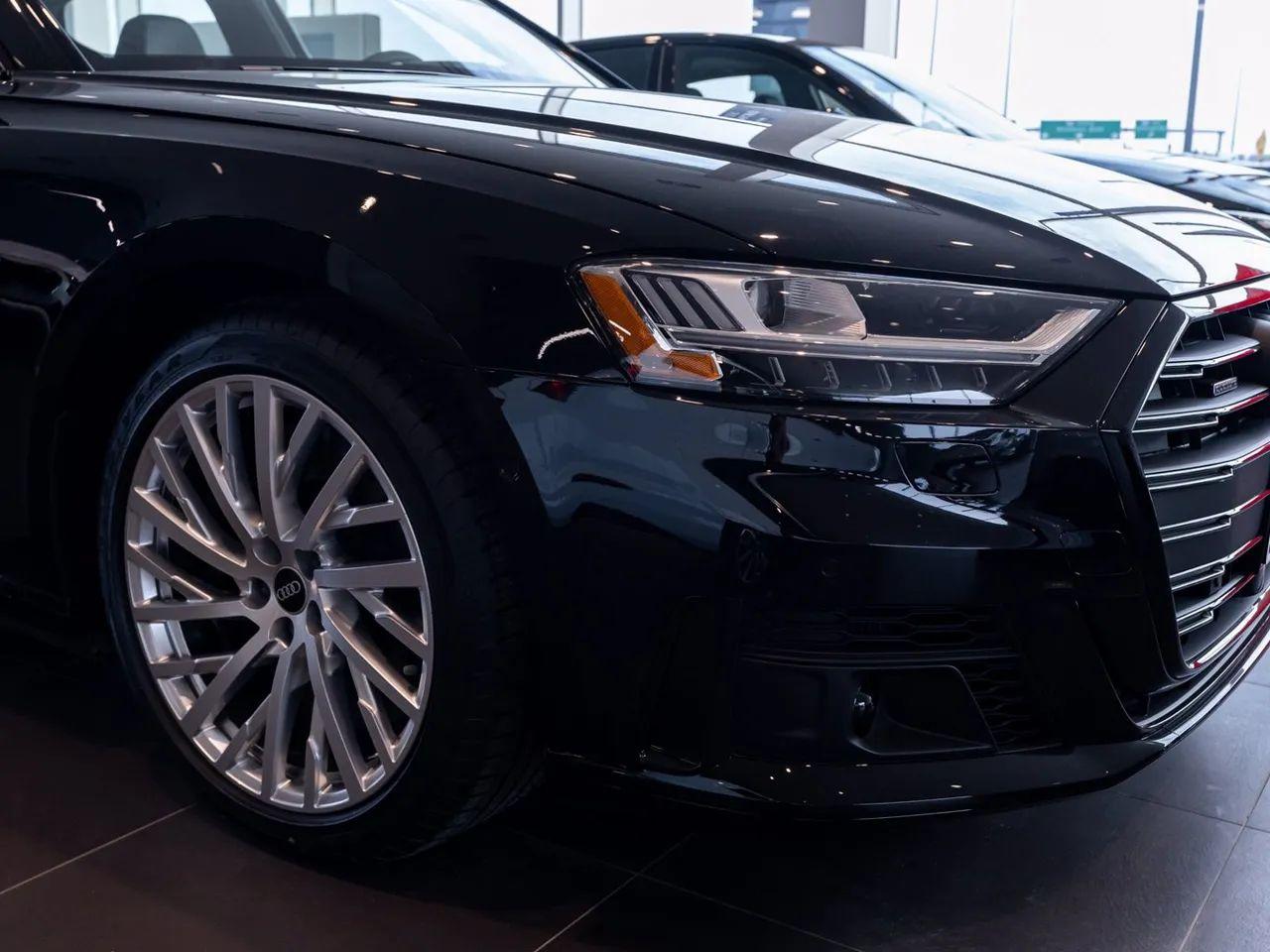 2021 Audi A8 -1