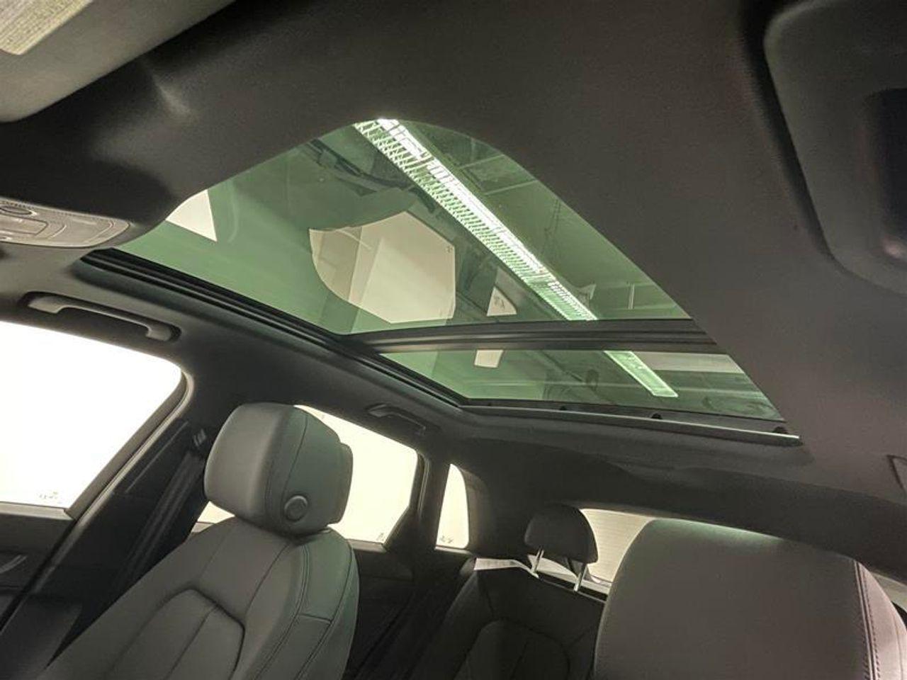 2021 Audi Q3 Komfort-1