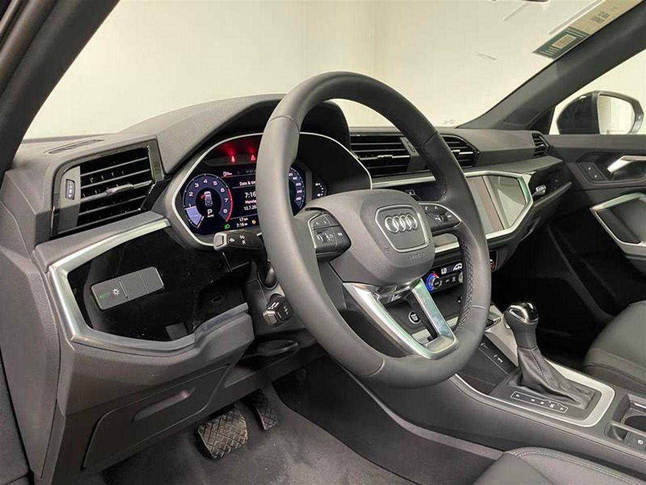 2021 Audi Q3 Komfort-2