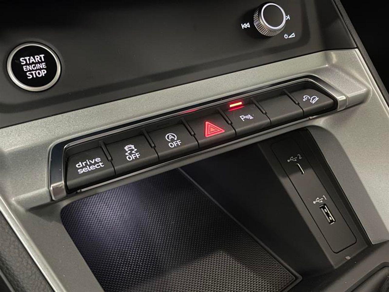 2021 Audi Q3 Komfort-2