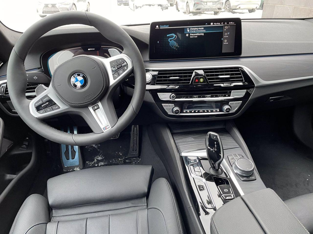 2021 BMW 5-Series 530e-2