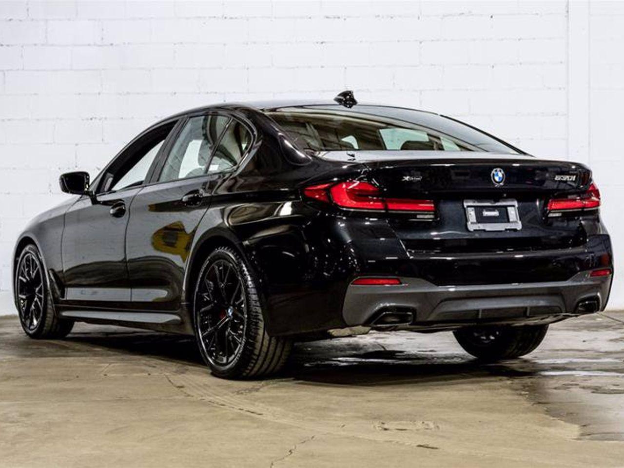 2021 BMW 5-Series 530i-3