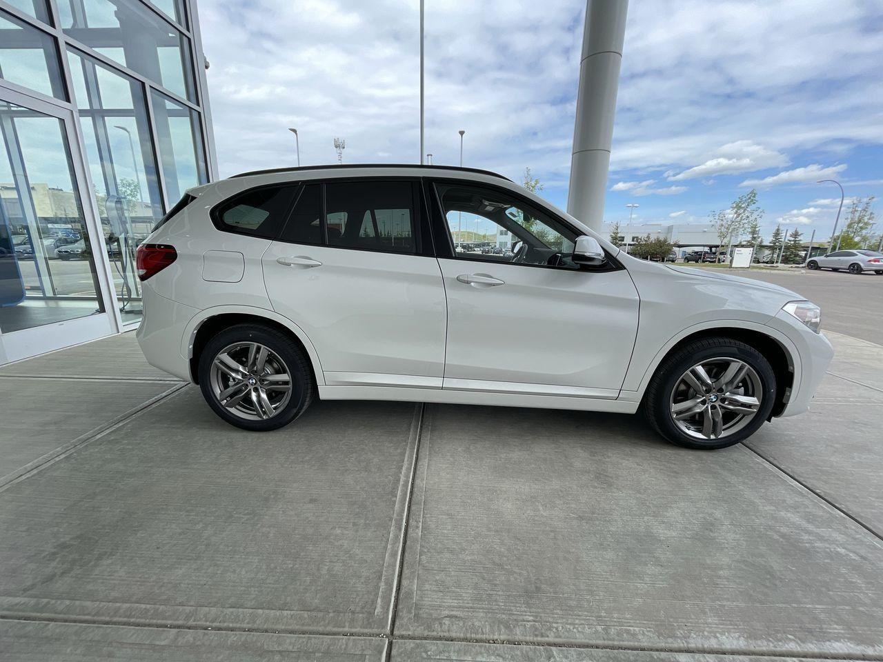 2021 BMW X1 28i-4