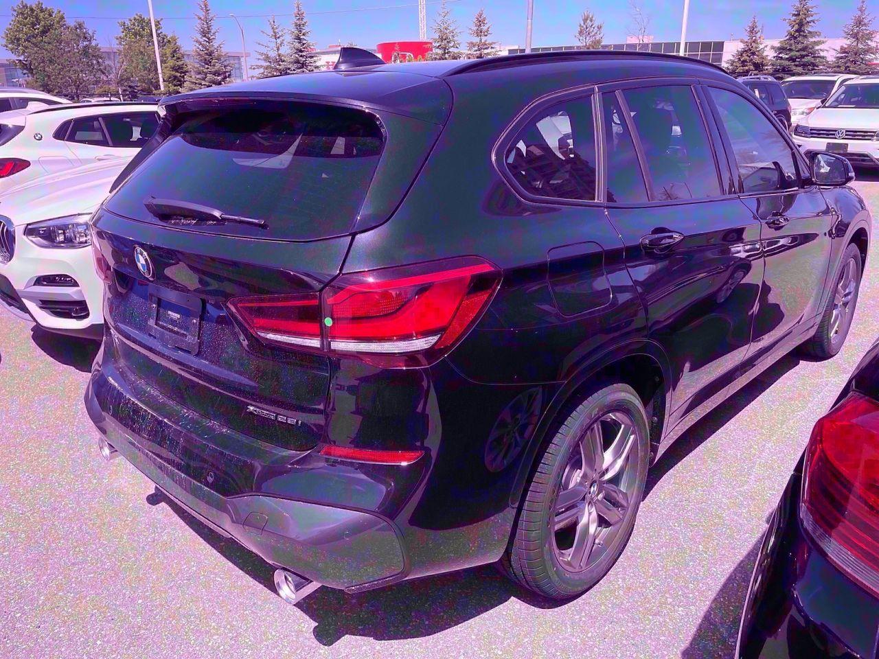 2021 BMW X1 28i-2
