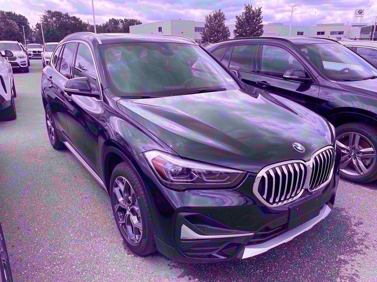 2021 BMW X1 28i-3